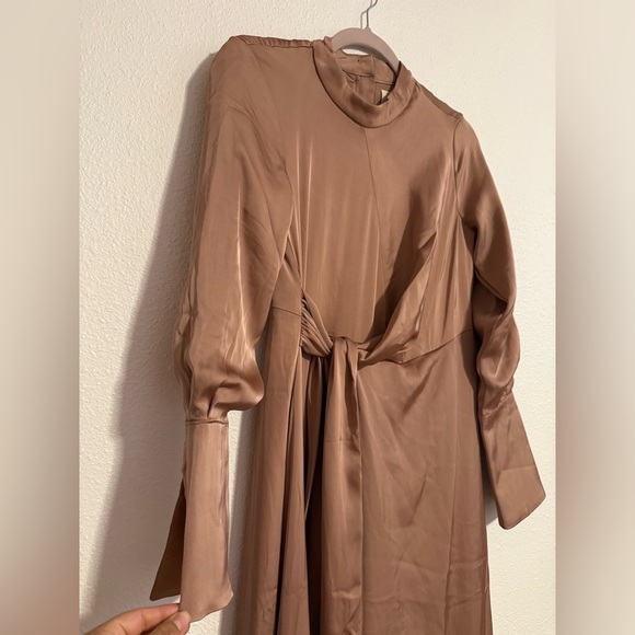 Veiled - Serena Satin Side Tie Maxi Dress Dusty Mauve - Picture 4 of 9